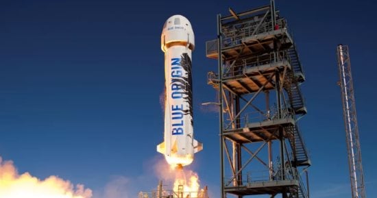 مركبة NS-28 التابعة لـBlue Origin تحمل المرأة رقم 100 فى الفضاء