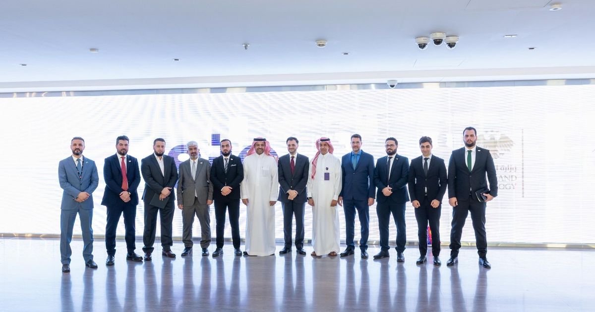 وزير الاتصالات السوري يطلع على خدمات “stc” الرقمية