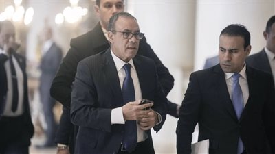 «دبلوماسية مصرية متواصلة».. وزير الخارجية يجري اتصالات مكثفة لحل الأزمة النووية الإيرانية