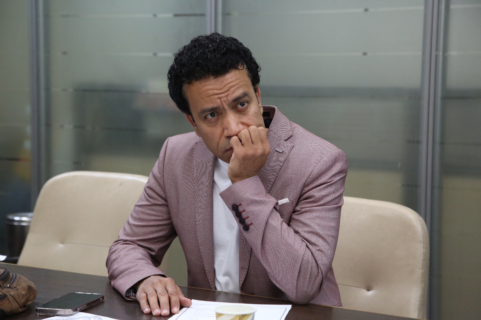 إنا لله وإنا إليه راجعون.. الموت يفجع الوسط الفني من جديد