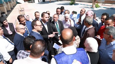 نائب وزير الصحة يتفقد المعهد الفني الصحي بمحافظة أسيوط