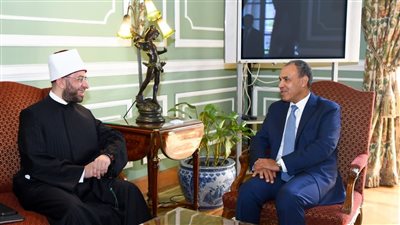 نقدر جهود وزارة الأوقاف في مختلف الدول فى توطيد مكانة مصر بالعالمين العربي والإسلامي