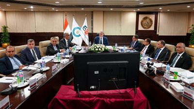 دعم صناعة البتروكيماويات باعتبارها ركيزة أساسية لتعظيم القيمة المضافة