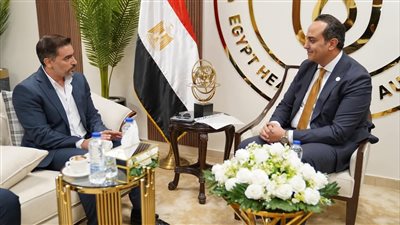 اختيار الفنان هاني سلامة سفيرًا للمنصة تقديرًا لمبادرته لبناء قواعد بيانات للأطباء المتميزين بالخارج