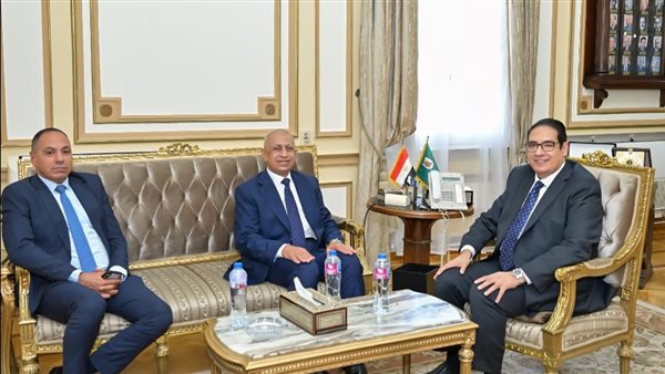 رئيس جامعة القاهرة يستقبل رئيس الأكاديمية العربية للعلوم والتكنولوجيا والنقل البحري