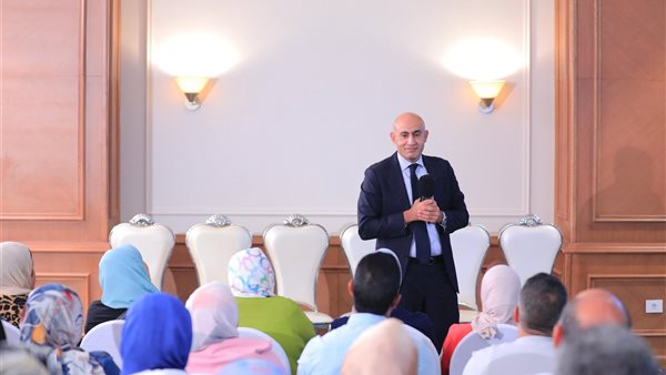 وزير التعليم يشهد إطلاق أولى تدريبات مادة البرمجة والذكاء الاصطناعي للمعلمين