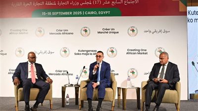 وزير الاستثمار يشيد بالدور الحيوي الذي يلعبه القطاع الخاص كشريك استراتيجي في دفع عجلة التنمية