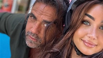 عندي صورة لهنا الزاهد لو نزلت تدمرها.. والأخيرة ترد