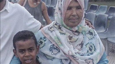 صورة عمرها 10 سنوات تكشف سر حضور جدة لامين يامال لحفل الكرة الذهبية
