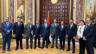 احتفاء خاص بالنائب أحمد دياب أثناء استلامه كارنيه عضوية مجلس الشيوخ 2025 ..صور