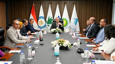 أهمية الاستثمار في العنصر البشري في قطاع البترول