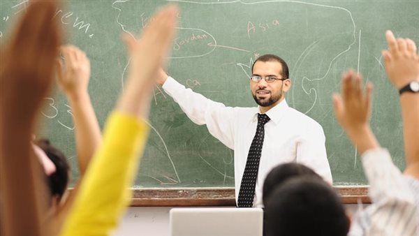 بشرى سارة من الحكومة للمعلمين.. ما القصة؟