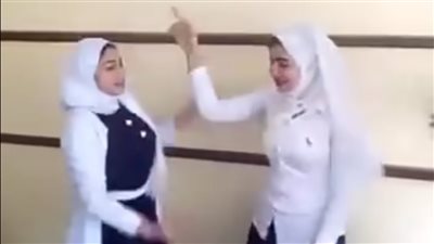 جاري التحقق من الفيديو المتداول لطالبات يرقصن داخل الفصل على اغانى المهرجانات