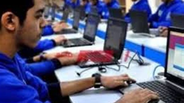 مزايا المدارس التكنولوجية للدواء.. شهادتين للطلاب إحداهما إيطالية