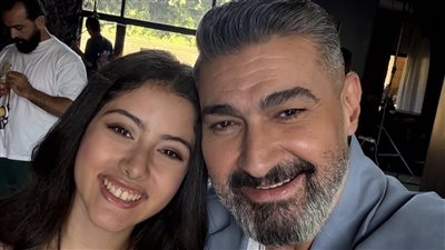 ياسر جلال مع آيسل رمزي.. كواليس جديدة من مسلسل كلهم بيحبوا مودي