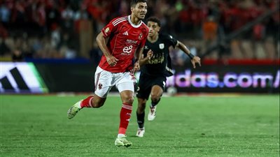 رقم تاريخي ينتظر محمد شريف قبل قمة اليوم أمام الزمالك