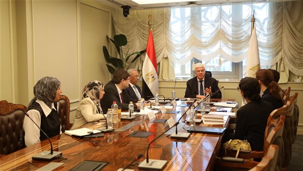 وزير التعليم العالي يبحث تعزيز التعاون مع نائب أمين الهيئة الألمانية للتبادل الأكاديمي “DAAD”