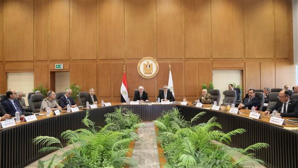 وزير التعليم العالي يترأس اجتماع المجلس الأعلى للجامعات بالعاصمة الإدارية الجديدة