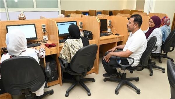 موعد انتهاء تسجيل رغبات المرحلة الثالثة 2025 رابط التنسيق