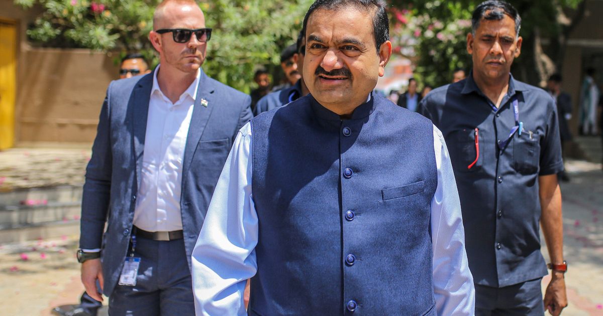 أداني يقترب من لقب أغنى رجل بآسيا بعد زيادة ثروته 13 مليار دولار