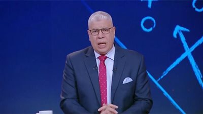 شوبير يكشف آخر التفاصيل بشأن ملف المدير الفني الجديد للنادي الأهلي