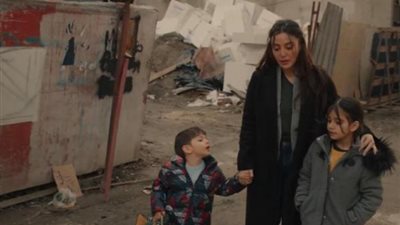 هاتف جلال يكشف الأسرار.. أحداث الحلقة 15 من مسلسل سلمى