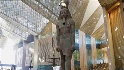 «الممشى السياحي يُعيد سحر الأهرامات».. اللمسات الأخيرة استعدادًا لانطلاق المتحف المصري الكبير”