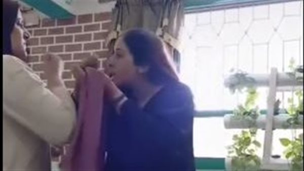اعتذار وصلاح| بعد فيديو مشاجرة ولية أمر واخصائية في مدرسة بشبرا الخيمة