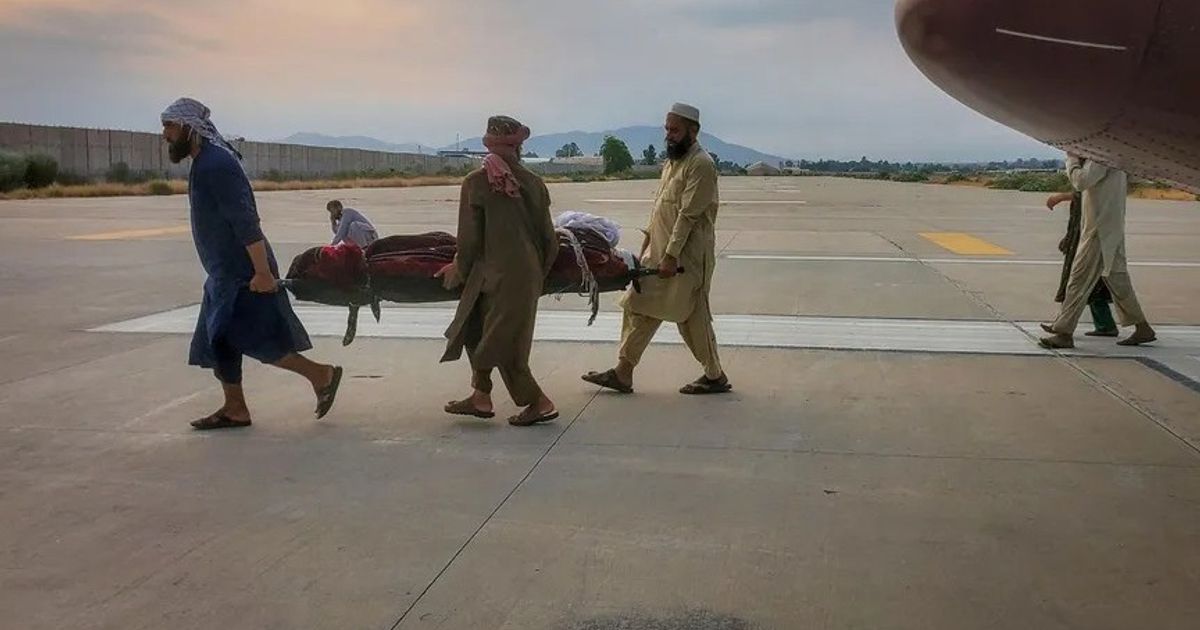 زلزال مدمر يودي بحياة المئات في أفغانستان