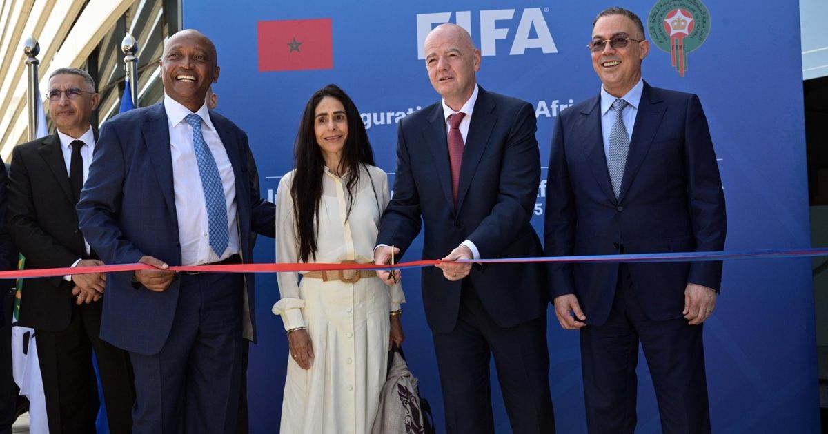 بعدما افتتح مكتبه الإقليمي.. لماذا يُراهن “فيفا” على المغرب؟
