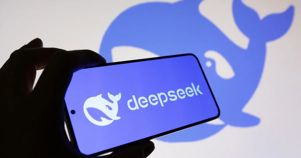 DeepSeek تطور نموذج ذكاء اصطناعي لمنافسة OpenAI