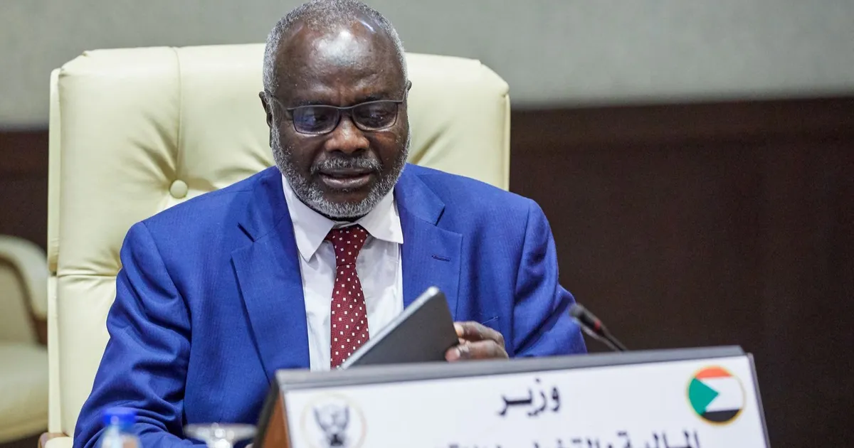 عقوبات أميركية على وزير المالية السوداني وجماعة مسلحة