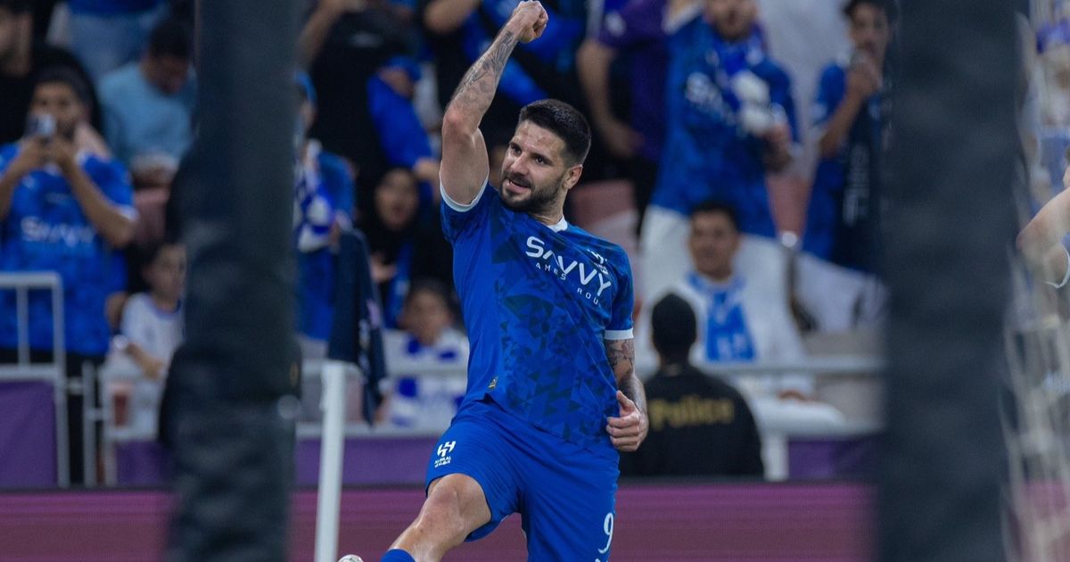 هل ينضم يوسف النصيري إلى الهلال مقابل رحيل ميتروفيتش؟