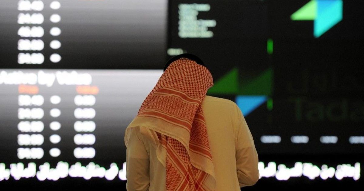 بورصة السعودية تتماسك في مستهل التعاملات وسط ترقب للنفط والفائدة