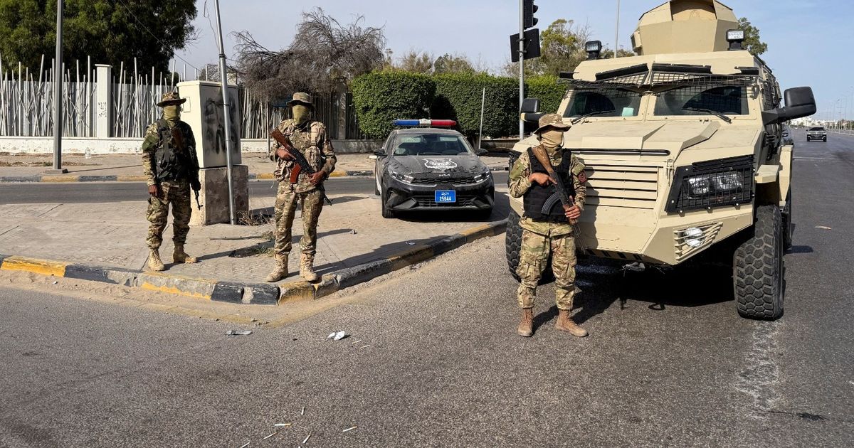 ليبيا.. توتر أمني في طرابلس وتحذير من اندلاع مواجهات مسلحة