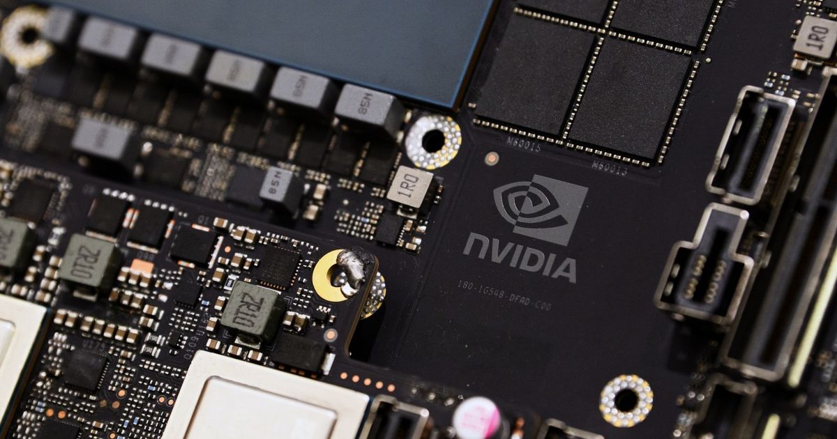 مدير “إنفيديا”: لا نزال نأمل في بيع رقائق “Blackwell” إلى الصين