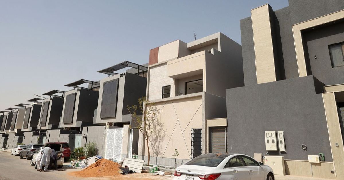 أول مصنع لمواد التشطيب في السعودية يستهدف تقليص التكلفة إلى النصف