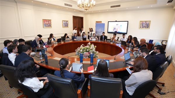 الجامعة البريطانية وبرنامج الأمم المتحدة الإنمائي يطلقان برنامج محاكاة قمة المناخ COP30