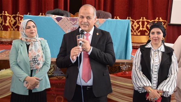 وكيل التعليم ببورسعيد يشهد فعاليات تدريب المقبولين بمسابقة 30 ألف معلم