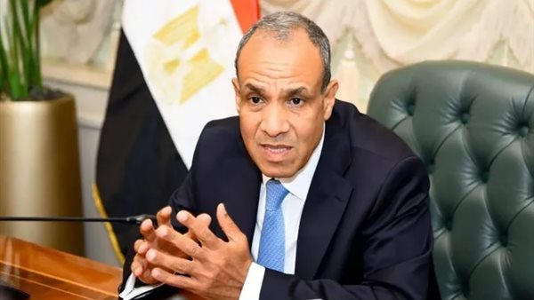 لدينا عجز في خريجي الحقوق