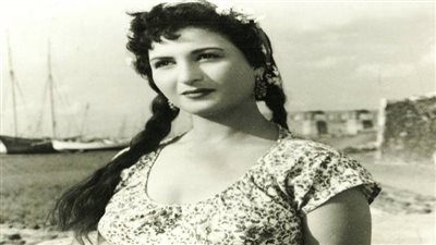 من فتاة السيرك في طنطا لنجمة الرقص الشرقي.. ذكرى ميلاد نعيمة عاكف