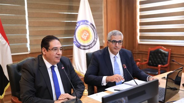 عاجل.. الأعلى للجامعات يوافق على بدء استبيان ESSE لطلاب الفرق النهائية