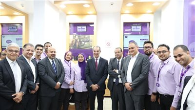 وزير الاتصالات يزور مدرسة WE للتكنولوجيا التطبيقية ومكتب الخدمات البريدية بقنا