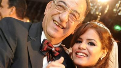 أشهد الله اني راضية عنك.. ابنة أحمد راتب توجه رساله لوالدها