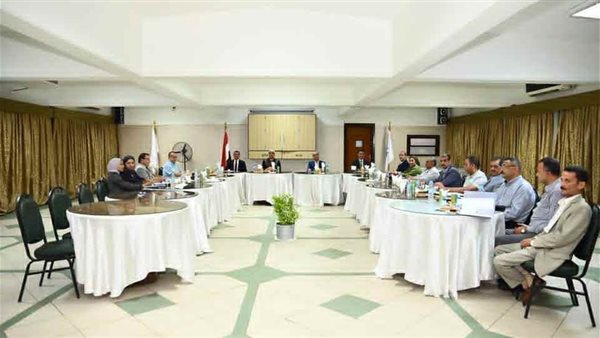 “المنشاوي” يرأس اجتماع الجمعية العمومية لنادي جامعة أسيوط الجديدة