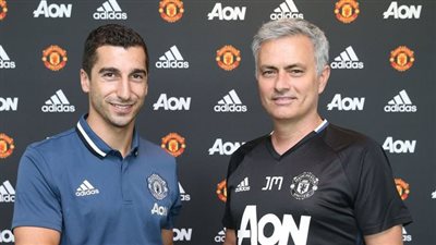 هنريك مختاريان مورينيو كان يراسلني كل ليلة ليطلب مني الرحيل عن مانشستر يونايتد