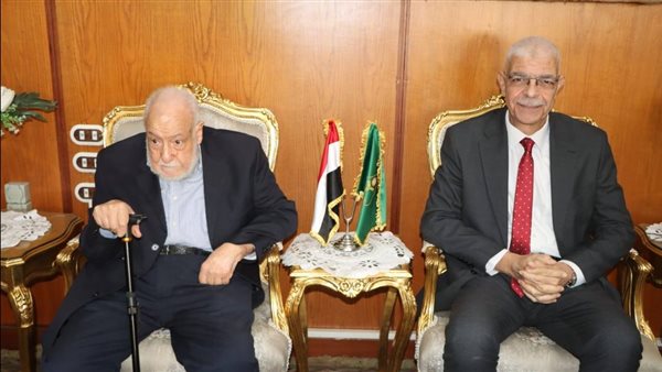 رئيس جامعة المنوفية يتابع مراحل إنشاء مدينة جامعية لطالبات المعهد الفني للتمريض بمنشأة سلطان