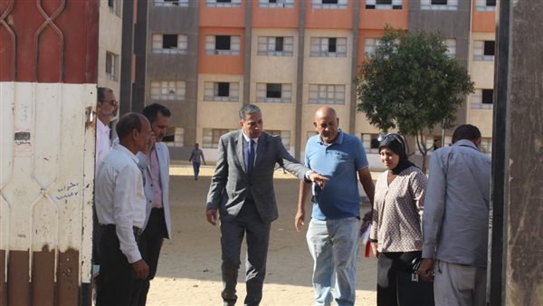 وكيل التعليم الجيزة يقرر استبعاد مدير مدرسة.. اعرف السبب