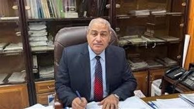 7 مهندسين يتنافسون على القمة