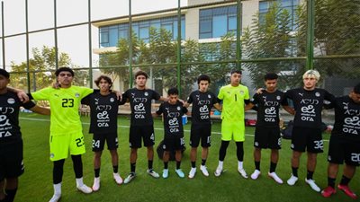 محاضرة عن الإنعاش القلبي للاعبي المنتخب الوطني تحت 17 عامًا قبل كأس العالم